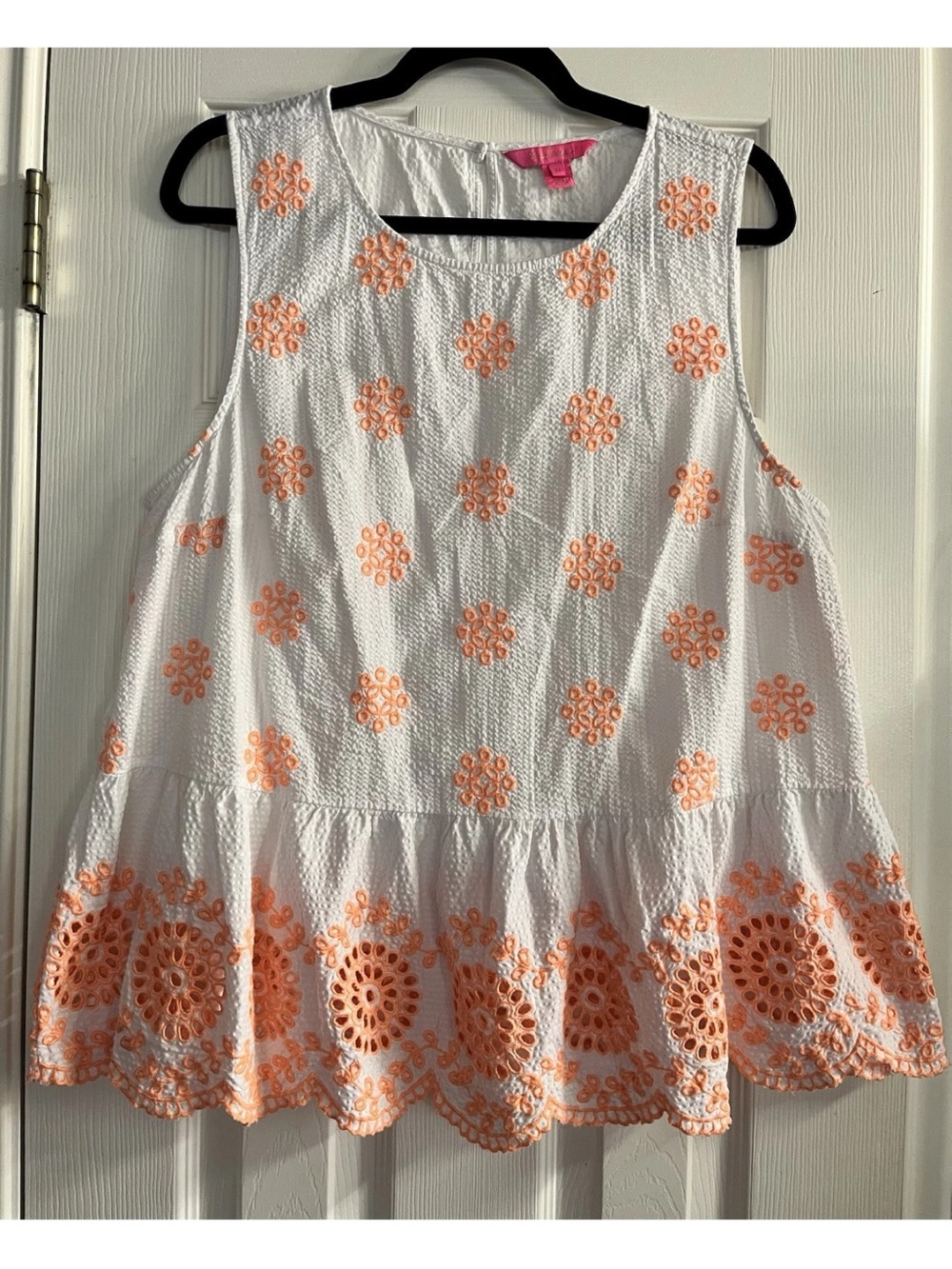 Lilly Pulitzer White Sleeveless Peplum Top with Peach Embroidery XL - Picture 2 of 6